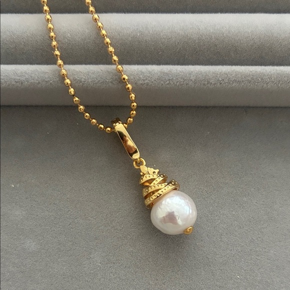 Gold Christmas Tree Pendant Necklace with Pearls| freshwater pearl necklace - Picture 2 of 5
